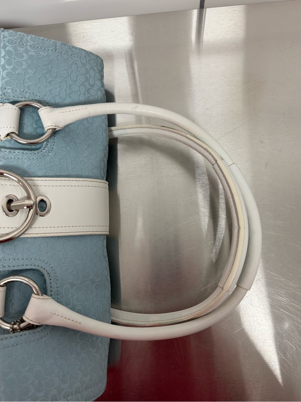 Coach SoHo Signature Satchel - Picture 4 of 8